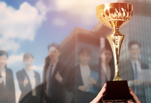 ���ž�Ӫ  Ʒ�ʱ�֤